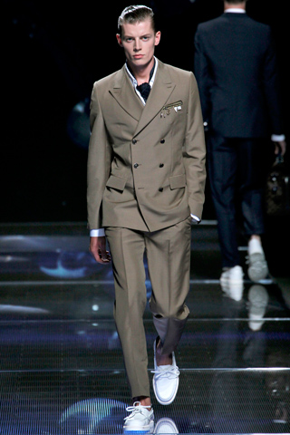 Louis Vuitton / - 2013